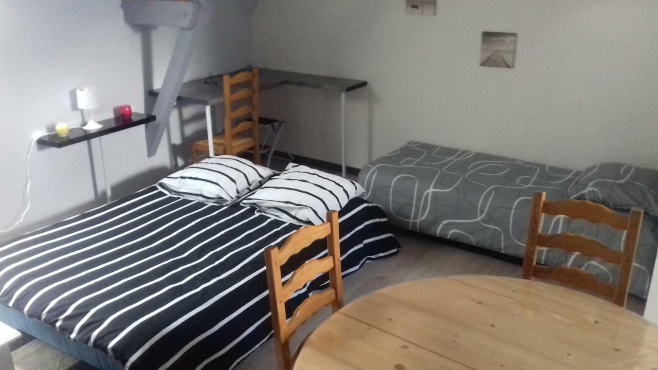 Apartament Chez Jo Et Anne-Marie Balleroy Zewnętrze zdjęcie